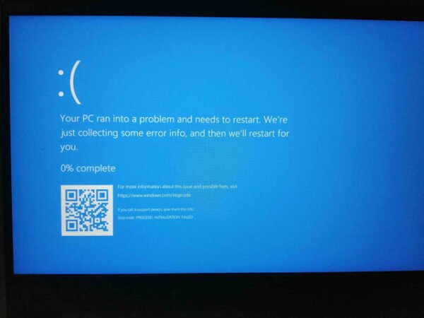 Mengatasi Masalah Your PC Ran Into a Problem And It Needs to Restart