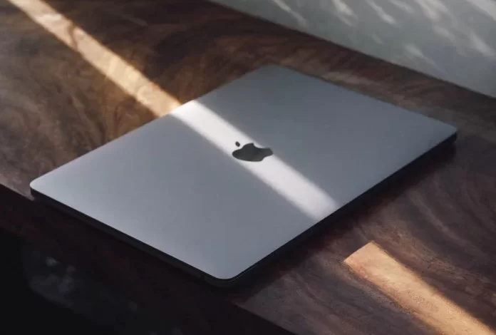 MacBook Pro M1 14 Inch Atau MacBook Pro M2 13 Inch Mana Yang Lebih Baik Di Beli