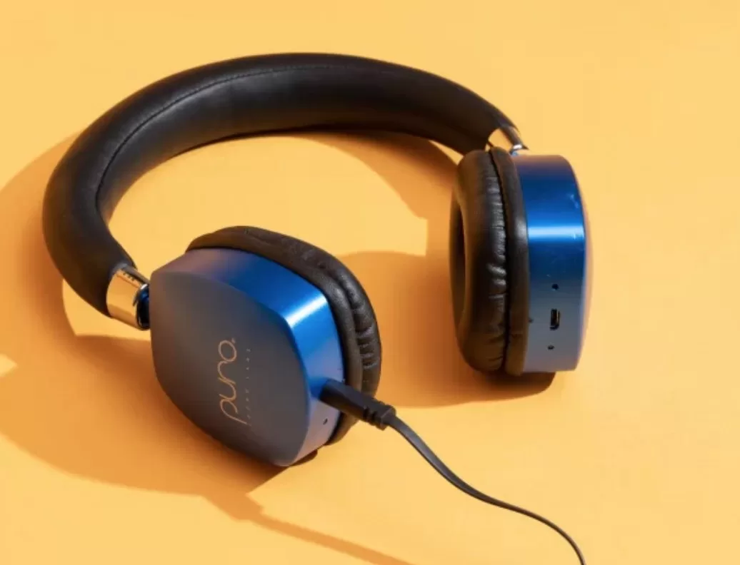 Noise Cancelling Headphones