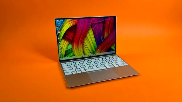 Review Laptop Dell XPS 13