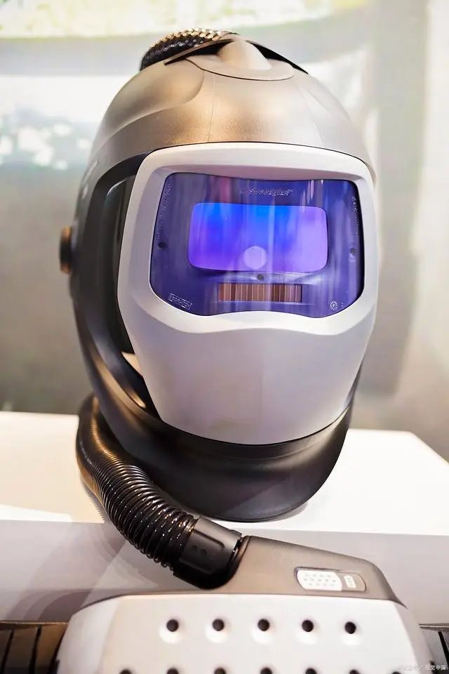 Perbedaan Antara AR Dan VR Serta Mengenal Augmented Reality Hingga Virtual Reality